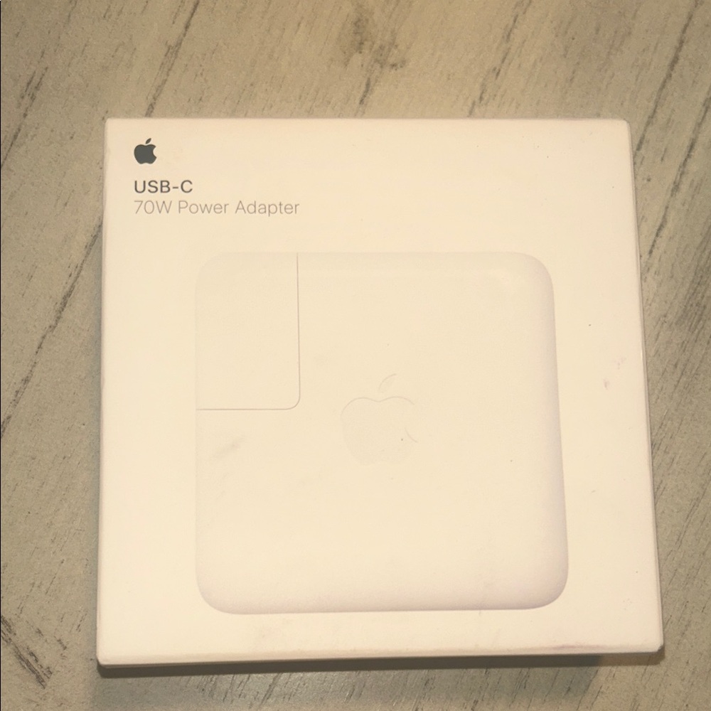 Apple USB-C 70W Charger - White